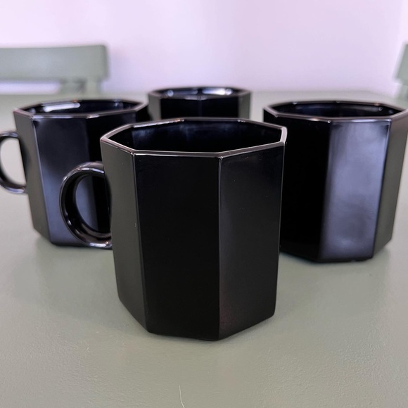 Octagonal French mugs - Picture 3 of 4